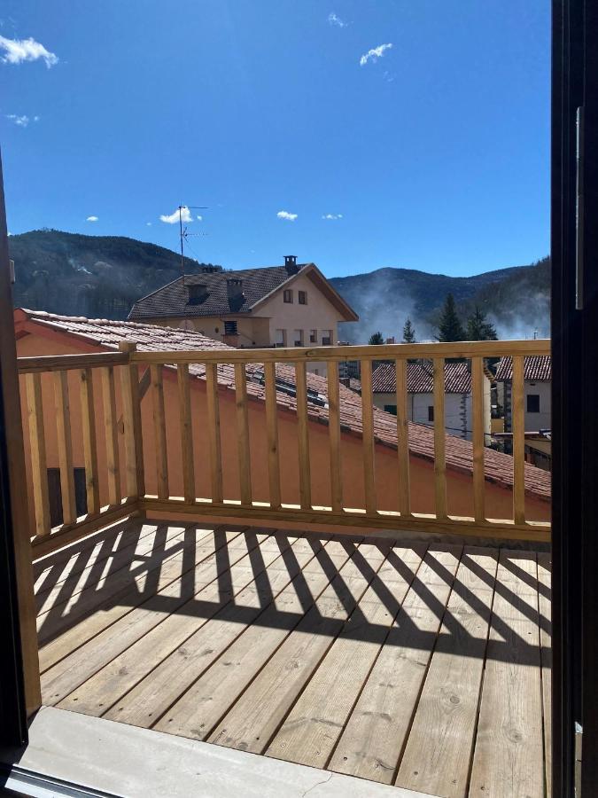 Apartamento Acogedor Sant Joan de les Abadesses Eksteriør billede